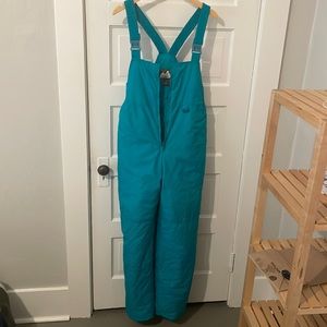Vintage Teal 80’s/90’s snowsuit.